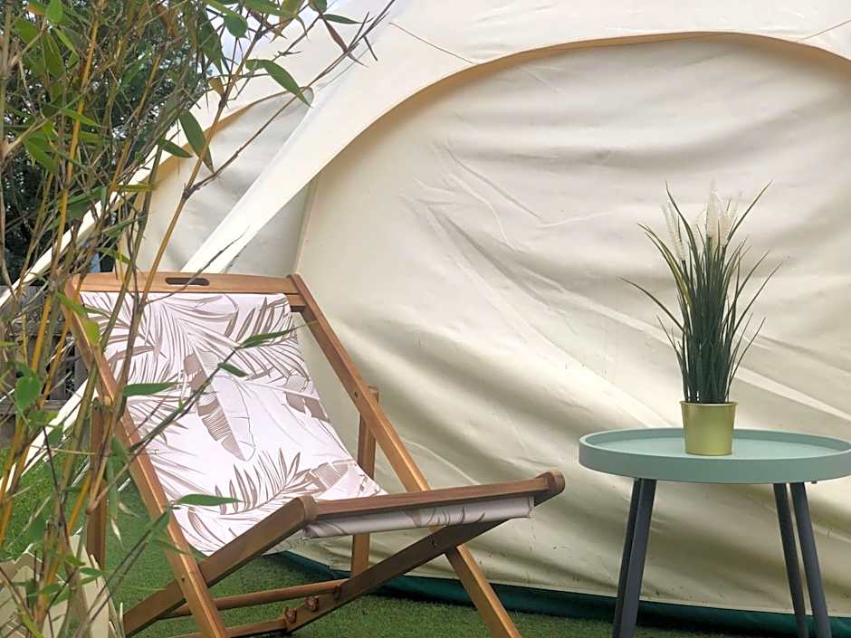 Camping & Ferienunterkünfte Steinplatte