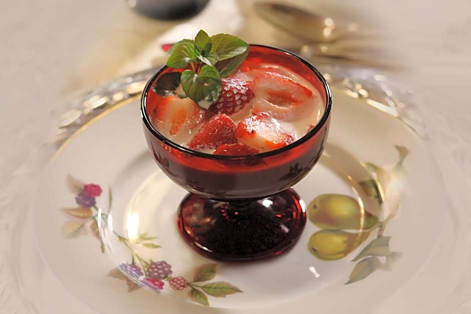 The Queen, A Victorian Bed & Breakfast