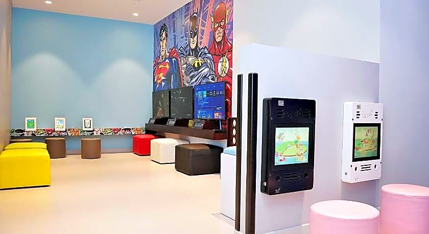 Yas Plaza Marina By Ihg