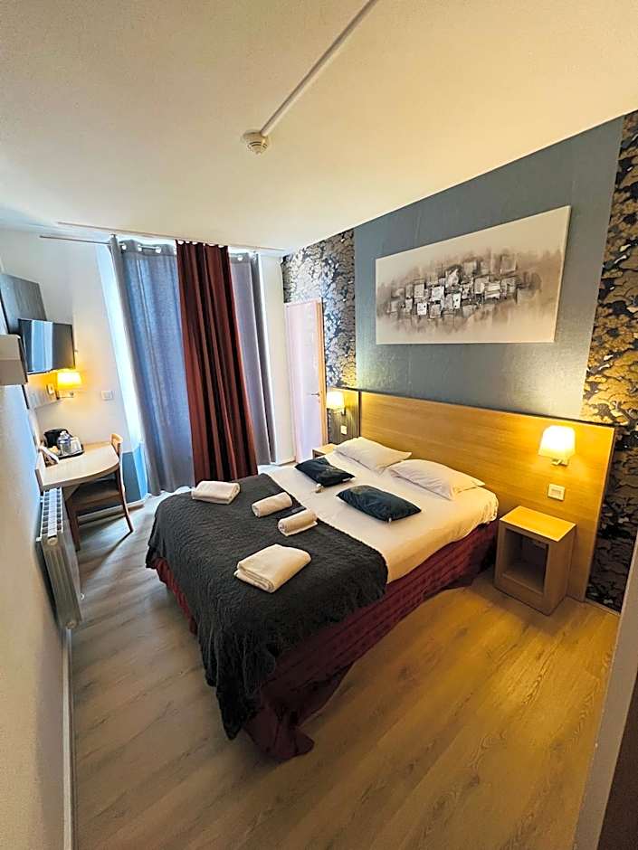 HOTEL DES VOYAGEURS