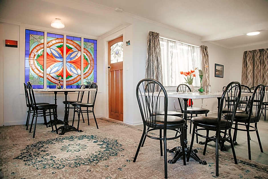 Hokitika Pioneer Hotel