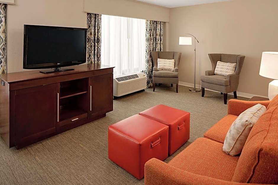 Hampton Inn Louisville Downtown