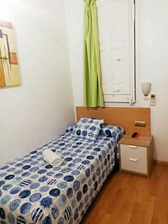 Standard Single Room with Shared Bathroom