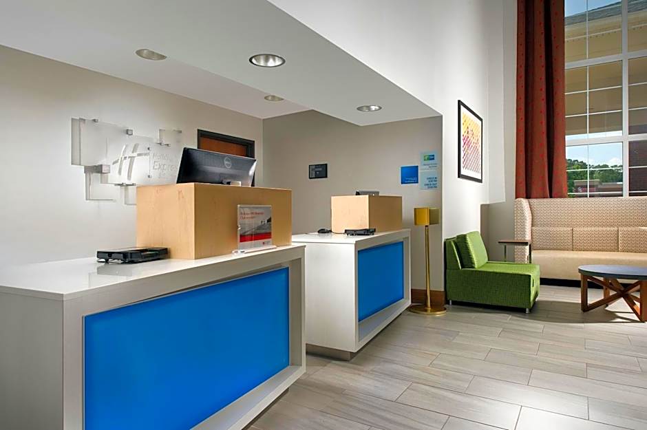 Holiday Inn Express & Suites Charlottesville - Ruckersville By IHG