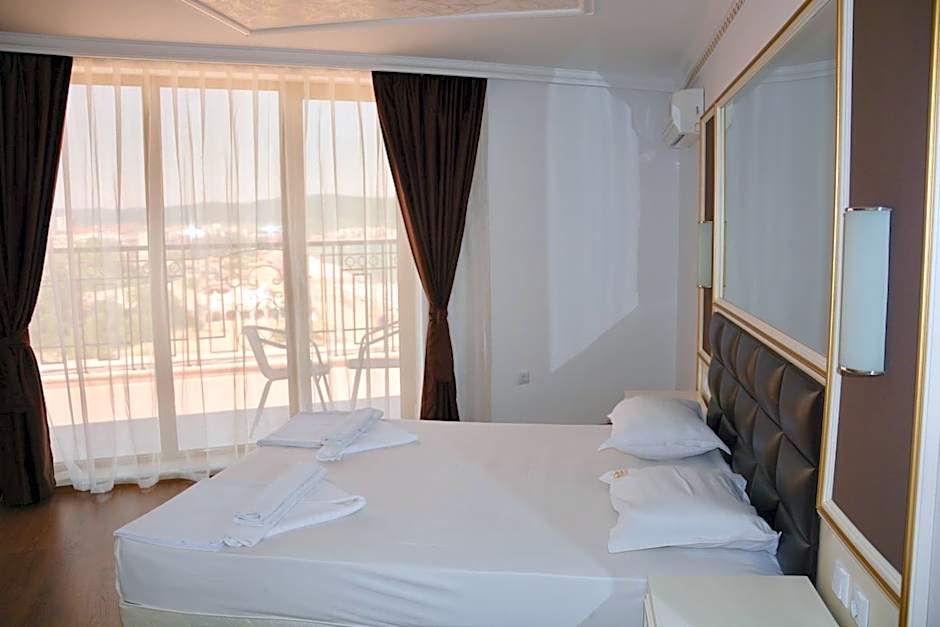 Golden Rainbow Beach Hotel