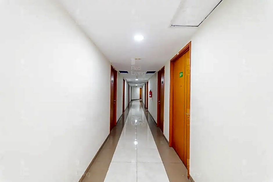 RedLiving Apartemen Green Lake View Ciputat - Pelangi Rooms 3 Tower E