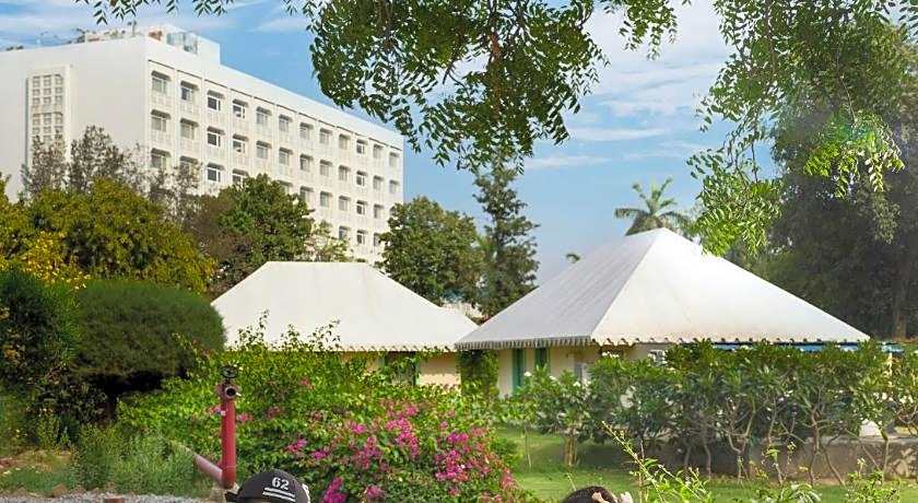 Tajview, Agra - IHCL SeleQtions (A Taj InnerCircle Hotel)