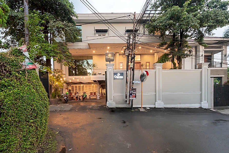 Urbanview Darmo Residence Bandung