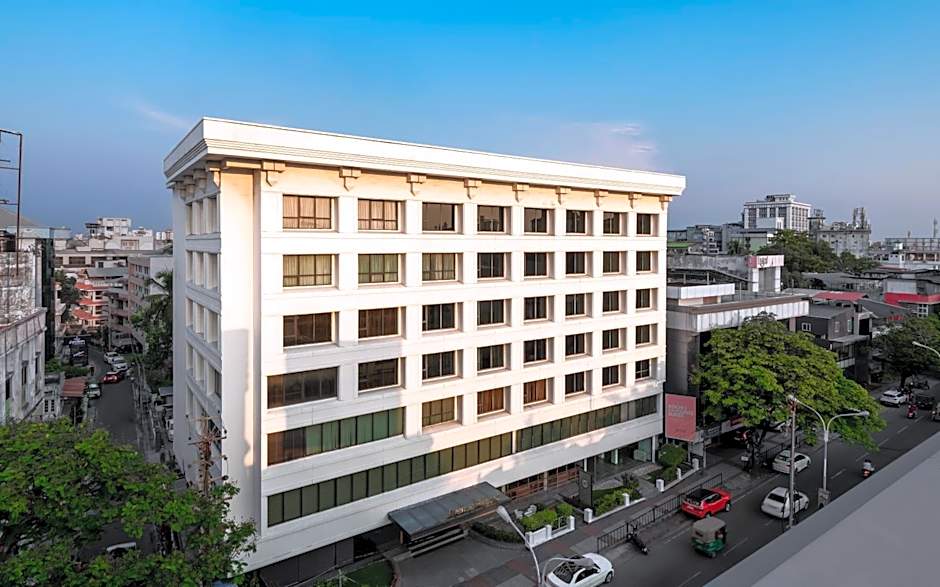 The Avenue Regent