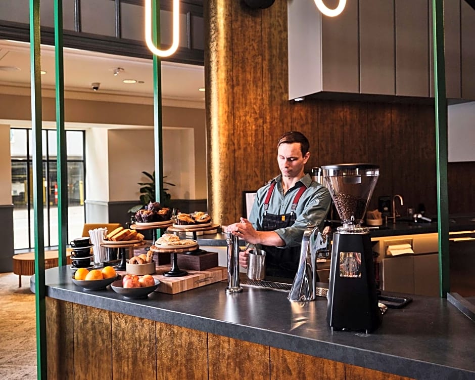 Joinery Hotel Pittsburgh, Curio Collection by Hilton