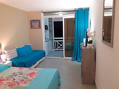 Studio with Sea View