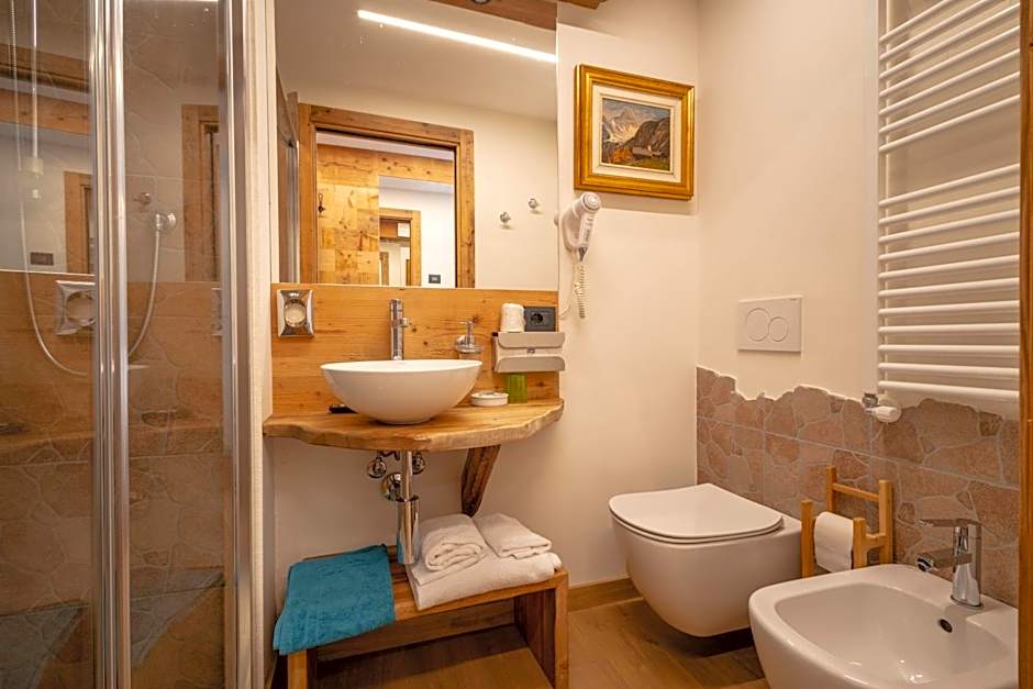 Hotel & Ristorante Serenella