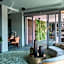Columbus Urban Resort