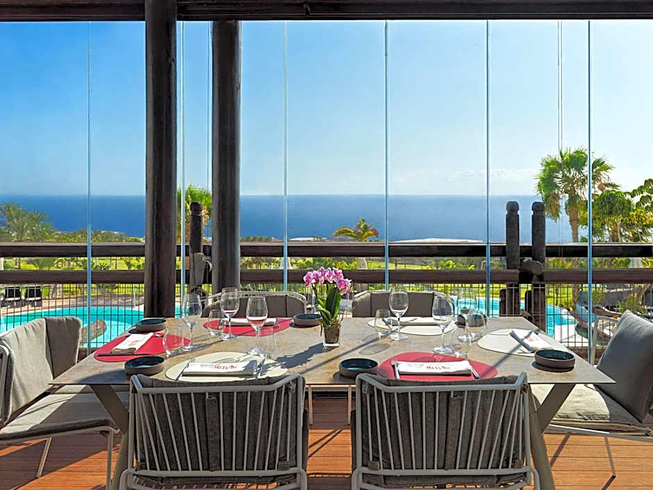 Las Terrazas de Abama Suites
