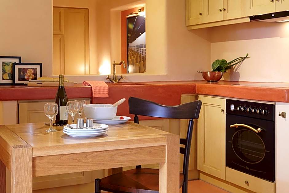 Voreina Gallery Suites