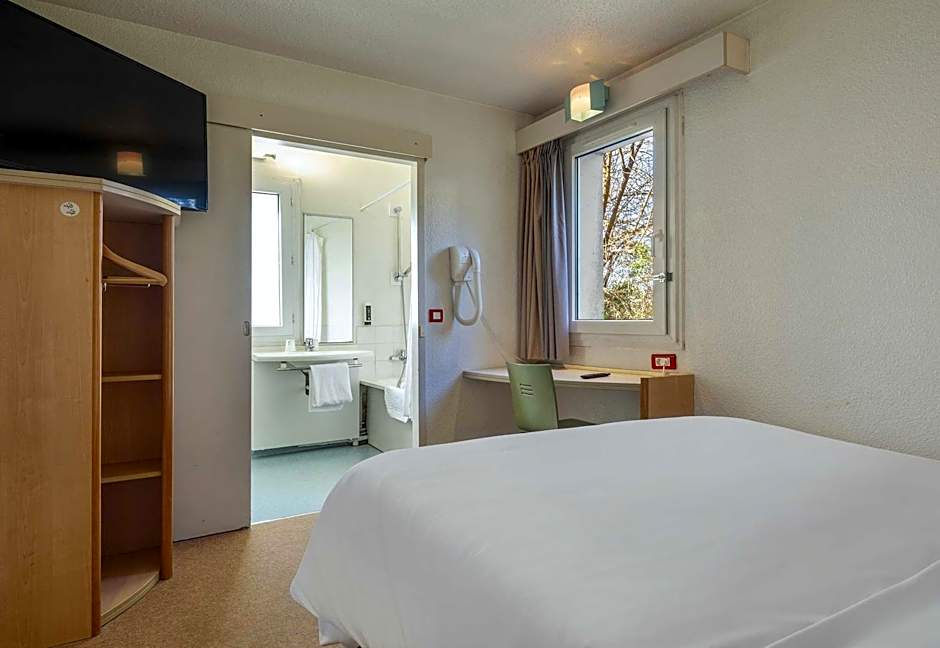 B&B HOTEL Niort Sud Venise Verte