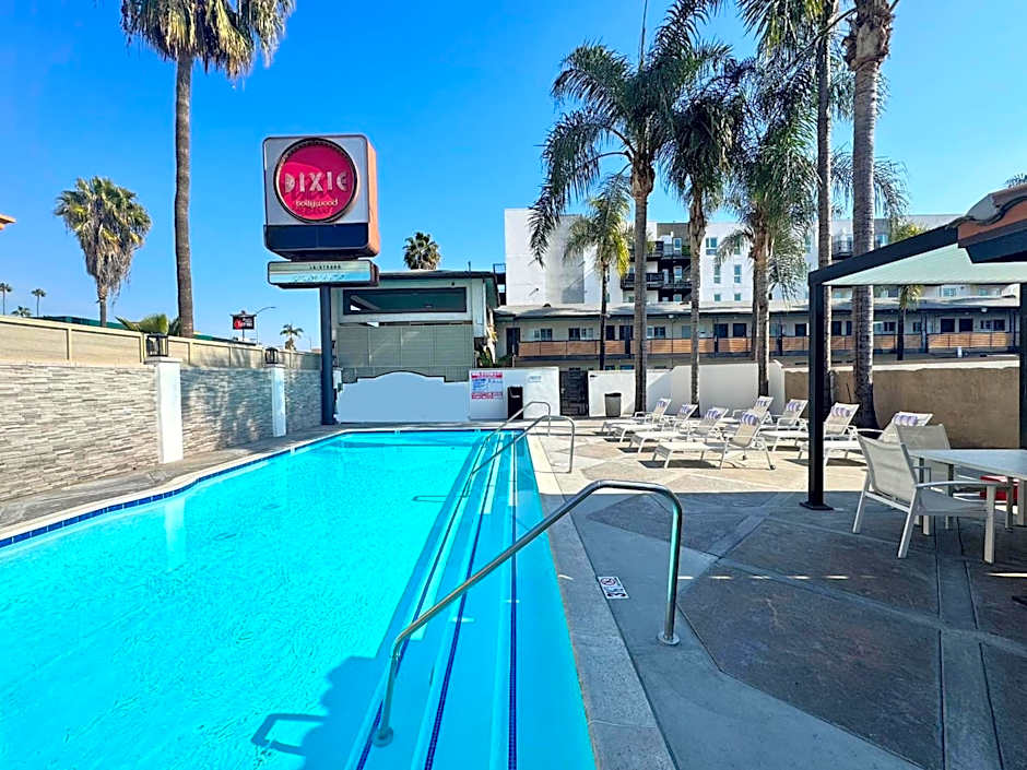 The Dixie Hollywood Hotel