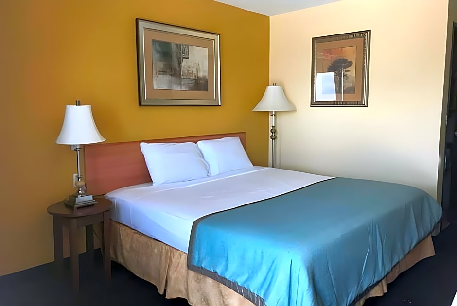 Travelodge by Wyndham Albuquerque East