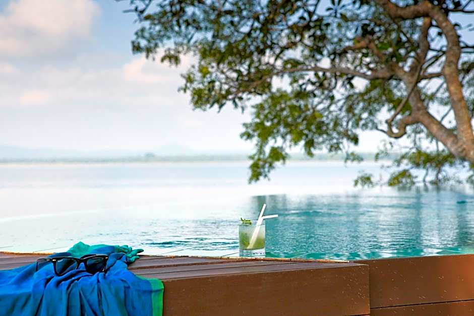 Ekho Lake House Polonnaruwa