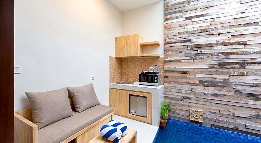 Paisa Seminyak Living