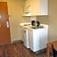 Extended Stay America Suites - Cincinnati - Blue Ash - Kenwood Road