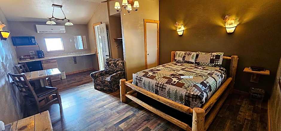 Nine Pines Motel