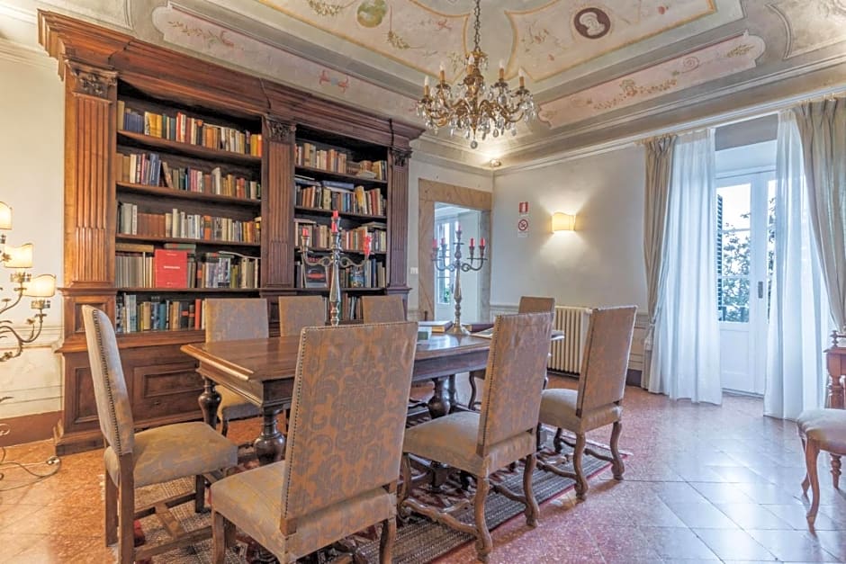 Hotel Villa Sermolli