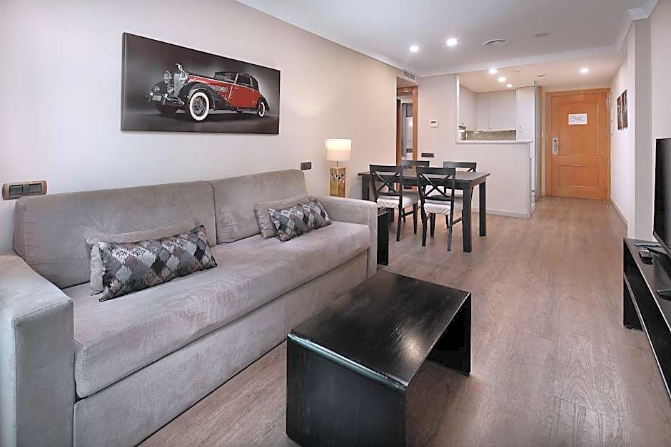 Apartaments-Hotel Hispanos 7 Suiza