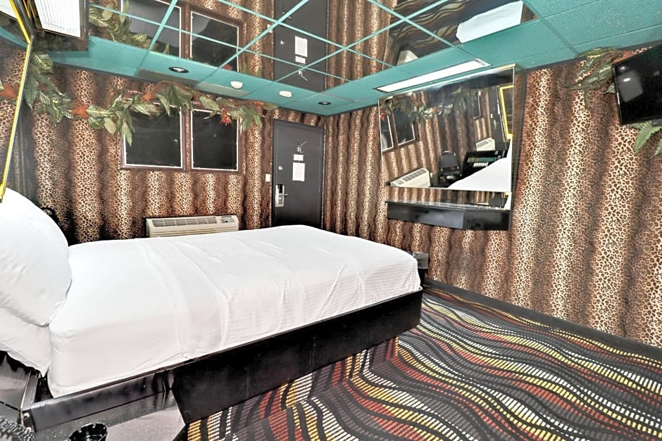 Hollywood Motel