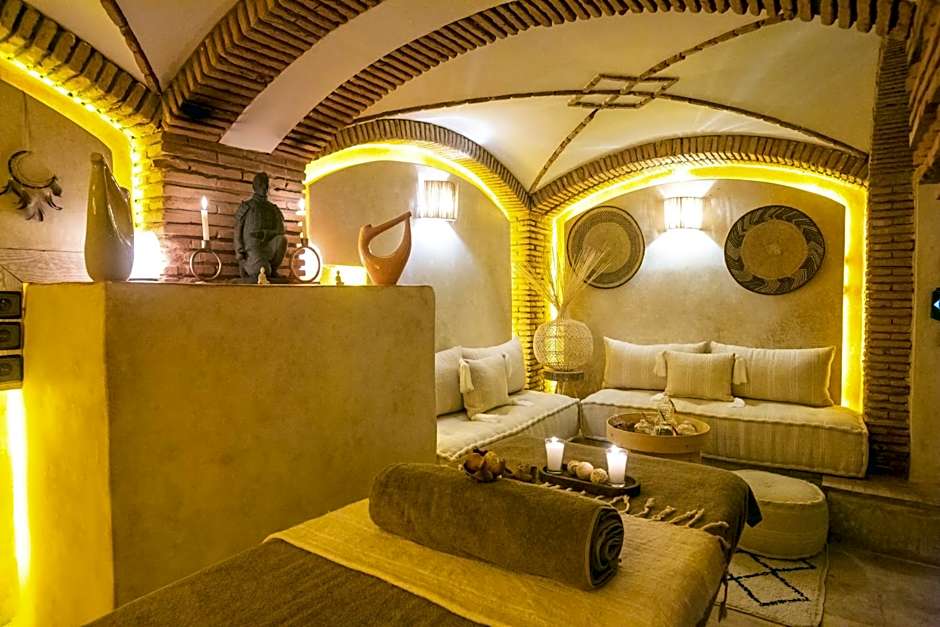 Riad Dar L'Oussia & SPA