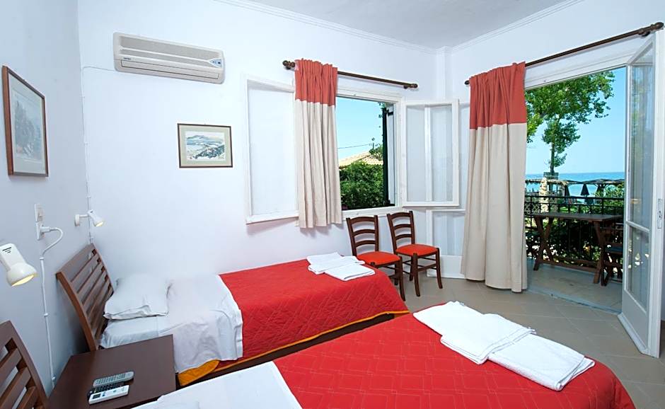 Zarkadis Beach Apartments