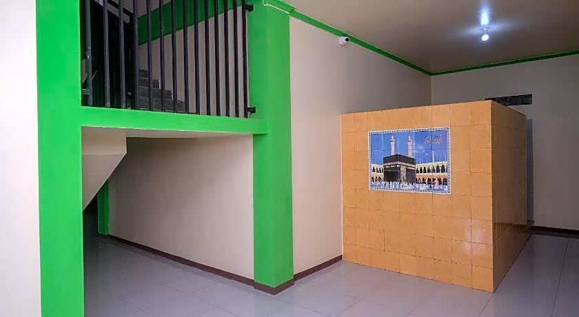 Urbanview Syariah Zidney 3 Salatiga by RedDoorz