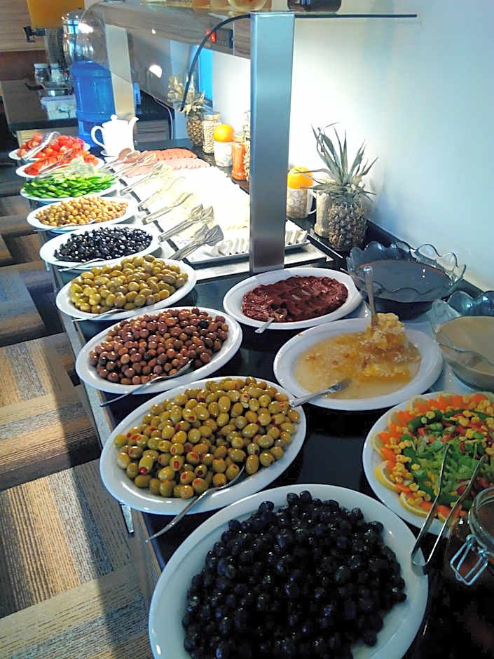 Kardes Hotel