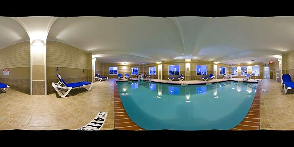 Holiday Inn Express Hotel & Suites-Magee By IHG