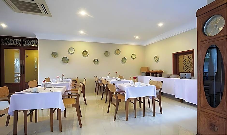 Seminyak Lagoon All Suites Hotel