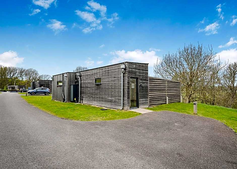 Swanborough Lakes Luxury Lodges