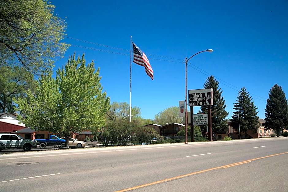 Black Canyon Motel