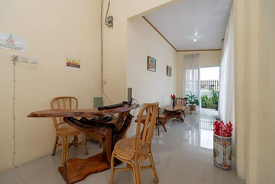 RedDoorz near RS Awal Bros Sudirman Pekanbaru