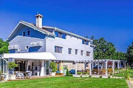 St Anastasia Hotel