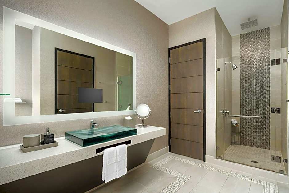 AC Hotel by Marriott Charlotte City Center