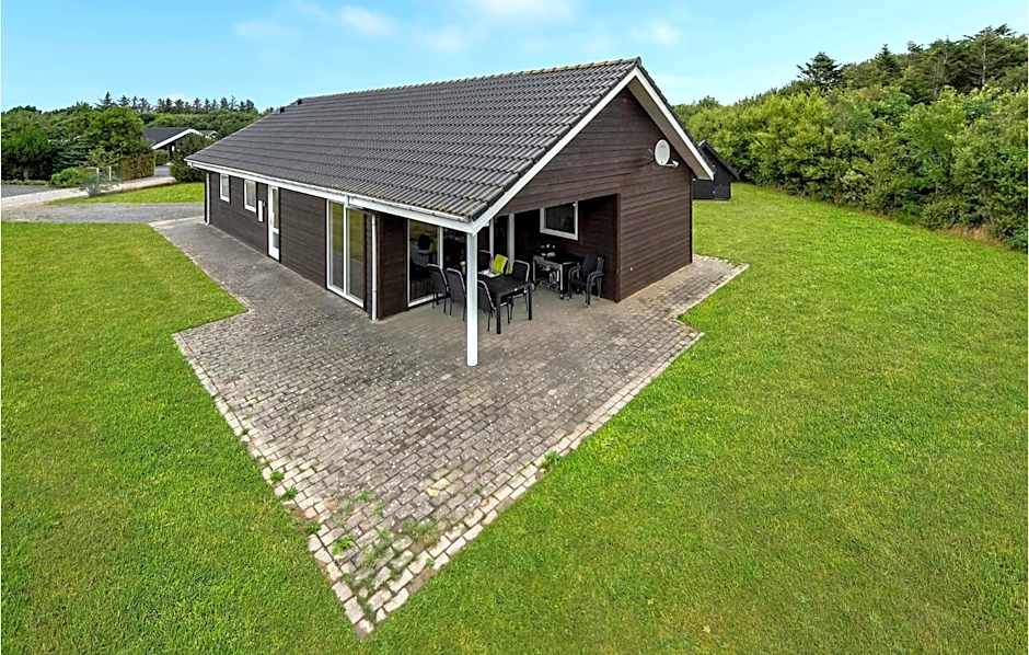 Cozy Home In Hemmet With Sauna
