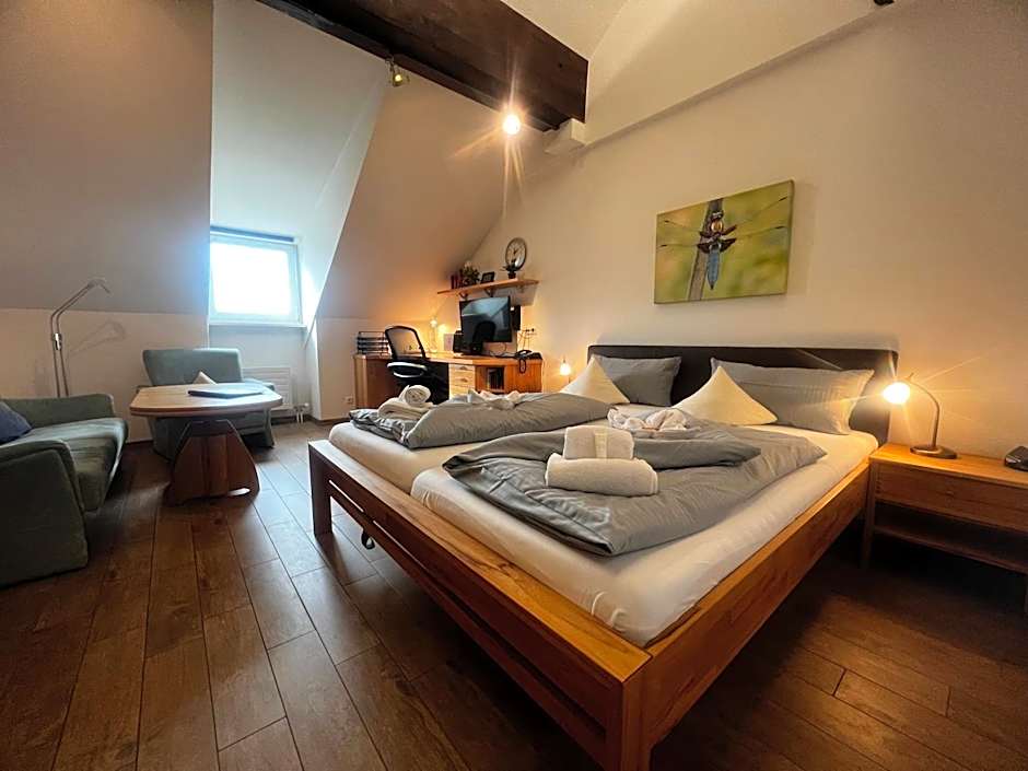 Schloss Kirchham Appartement - & Wellnessanlage