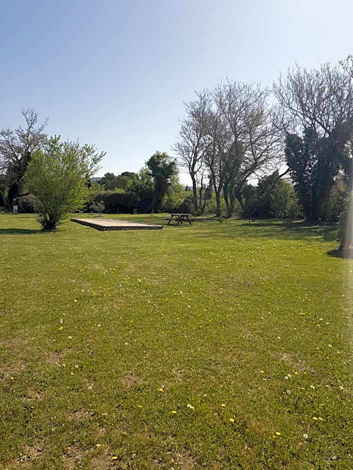 Mas Clement - Chambre et table d'hôtes