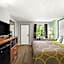 Super 8 by Wyndham Branson / Shepherd of the Hills Exwy