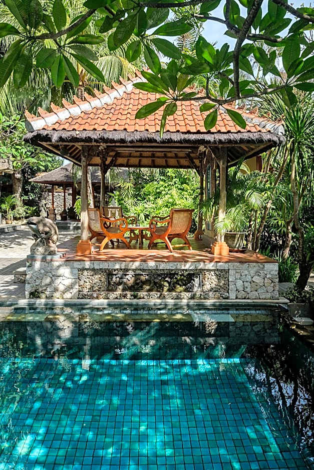 Tandjung Sari Hotel