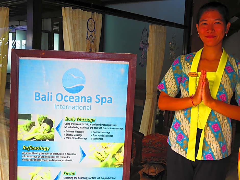 Amed Cafe & Hotel Kebun Wayan