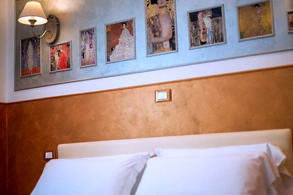 Hotel Diana