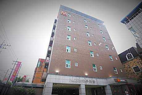 Jecheon M Motel
