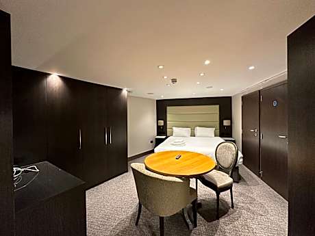 Superior Double Room (No Window/LG floor)