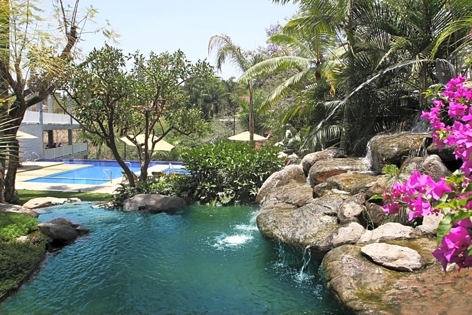 Holiday Inn Express & Suites Cuernavaca By IHG